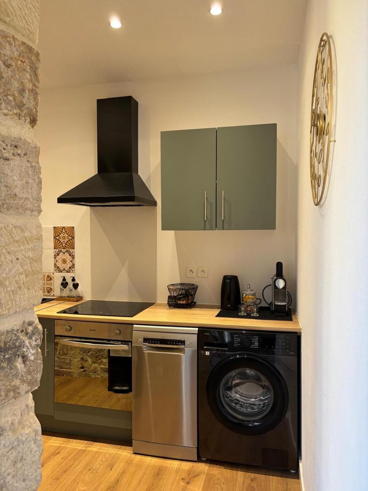 Au Coeur Du Centre Historique De Sarlat Apartment Екстериор снимка